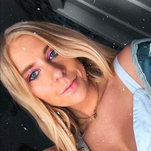 Meet your Posher, Savannah